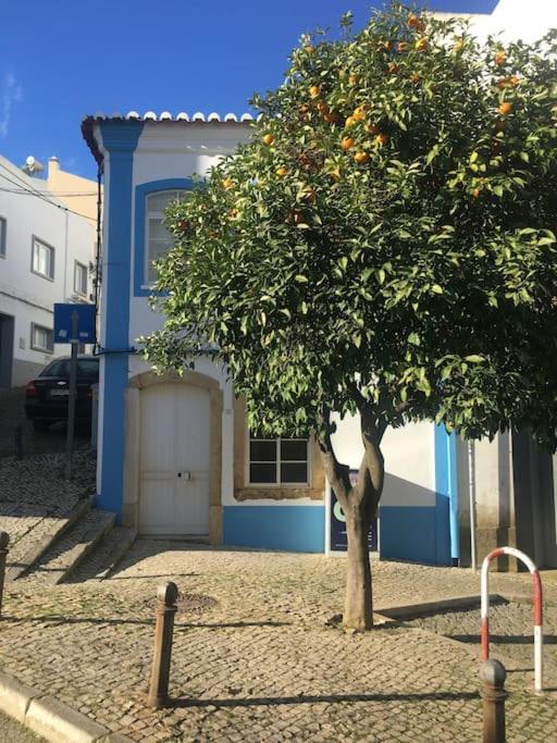 3 Bedroom Apartment With Pool In Lagos Exterior photo