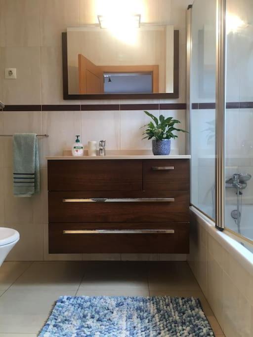 3 Bedroom Apartment With Pool In Lagos Exterior photo